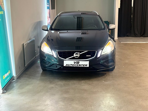 Volvo V60 9 of 23