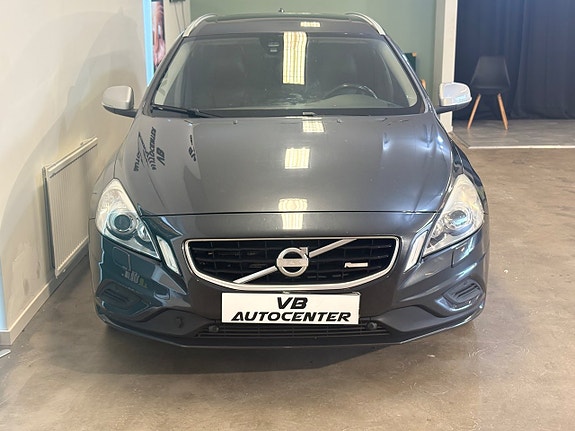 Volvo V60 9 of 25