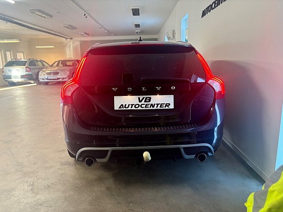 Volvo V60 24 of 25