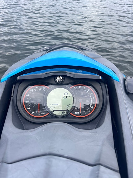 Seadoo RXT 230 Rs 2 of 3