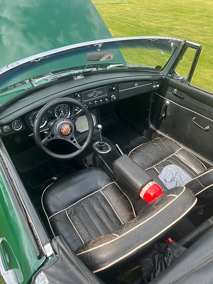MG MGB 6 of 7
