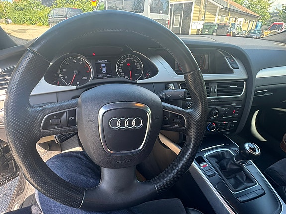 Audi A4 5 of 8