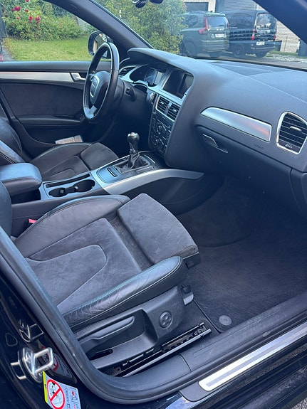 Audi A4 4 of 8