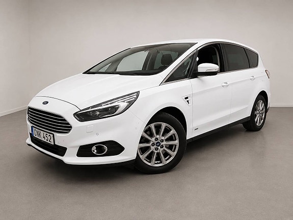 Ford S-MAX 2 of 8