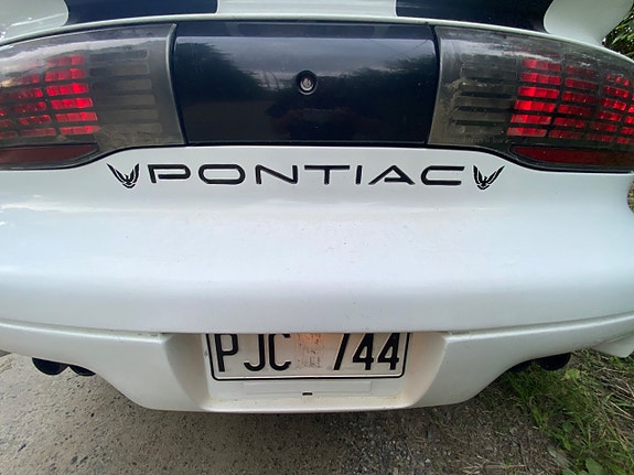 Pontiac Firebird 8 of 20