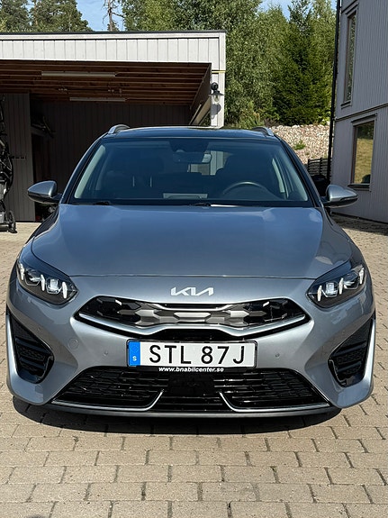 Kia Ceed 2 of 20