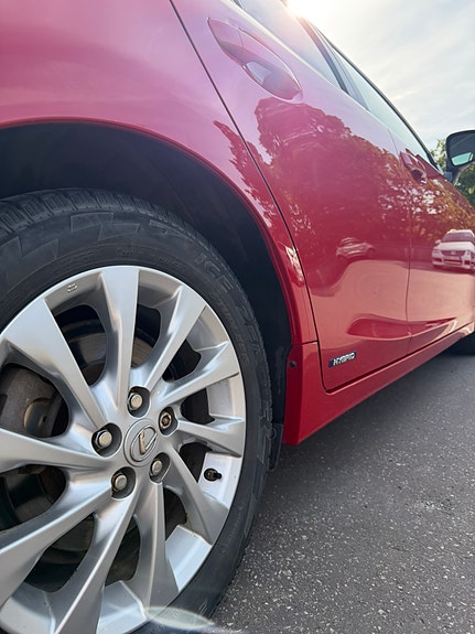 Lexus CT200h 13 of 13