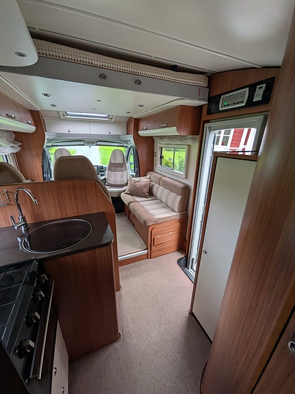 Adria Matrix M 680 SP 8 of 12