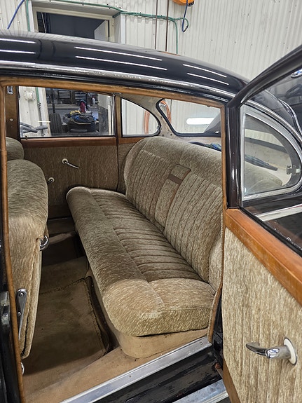 BMW 502 7 of 16
