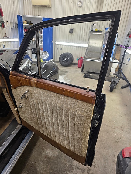 BMW 502 13 of 16