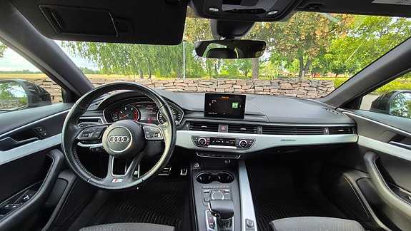 Audi A4 4 of 6