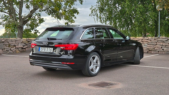 Audi A4 2 of 6