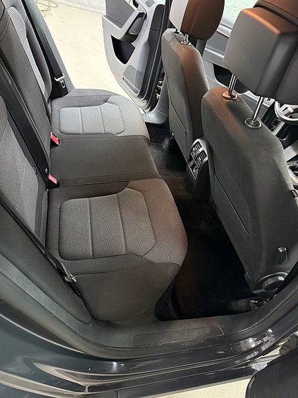 Volkswagen Passat 12 of 12