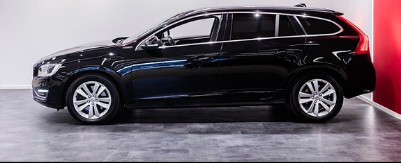 Volvo V60 11 of 15