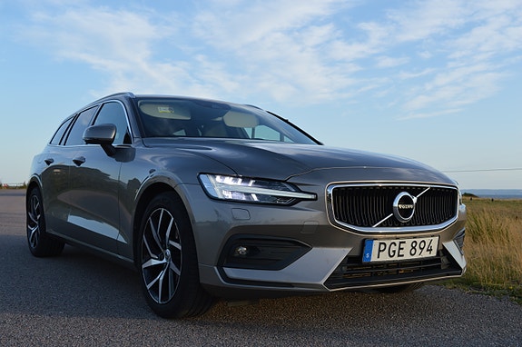 Volvo V60 5 of 11