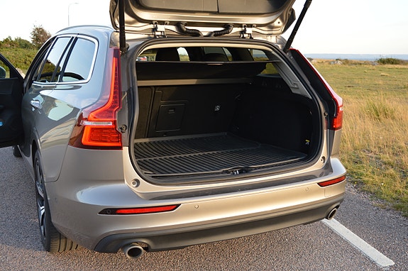 Volvo V60 6 of 11