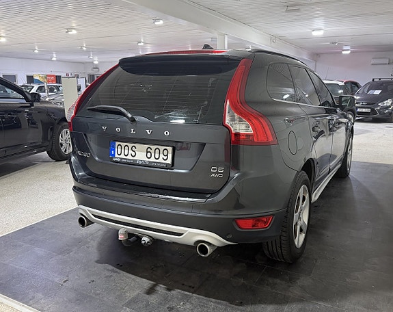 Volvo XC60 5 of 9