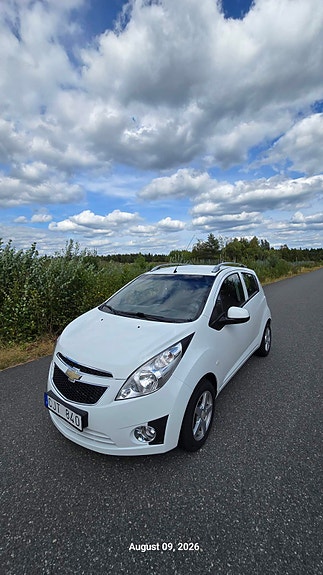 Chevrolet Spark 3 of 8