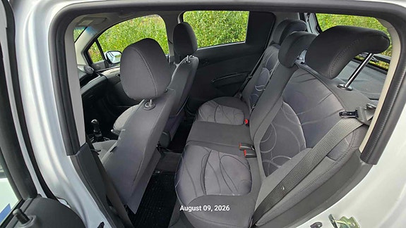 Chevrolet Spark 7 of 8