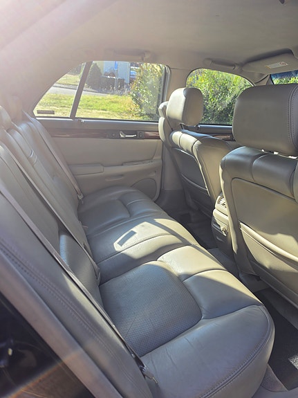 Cadillac Seville STS 15 of 19