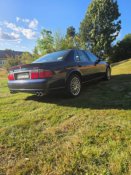 Cadillac Seville STS 4 of 19