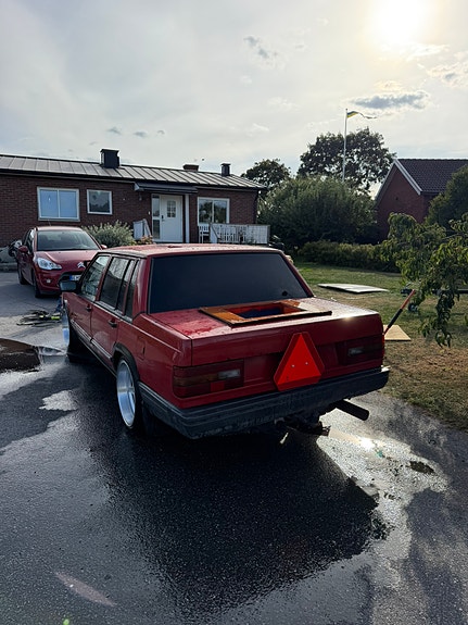 Volvo 740 4 of 8
