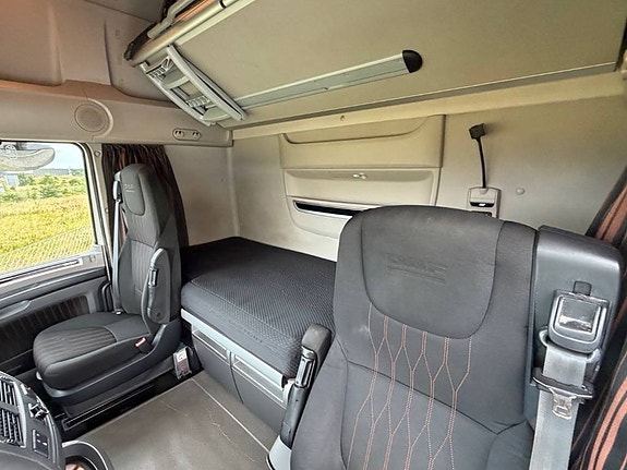 DAF XF480 Euro 6 9 of 9