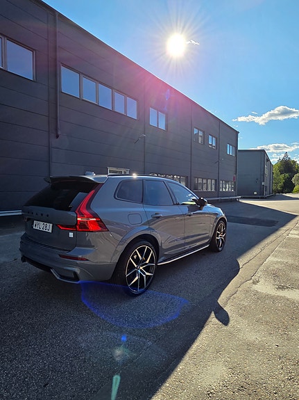 Volvo XC60 4 of 8