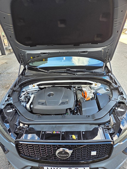 Volvo XC60 8 of 8