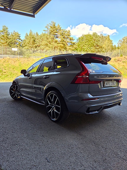 Volvo XC60 5 of 8