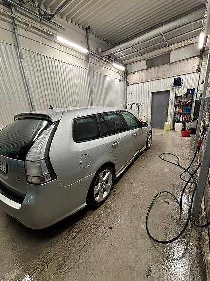 Saab 9-3 4 of 5