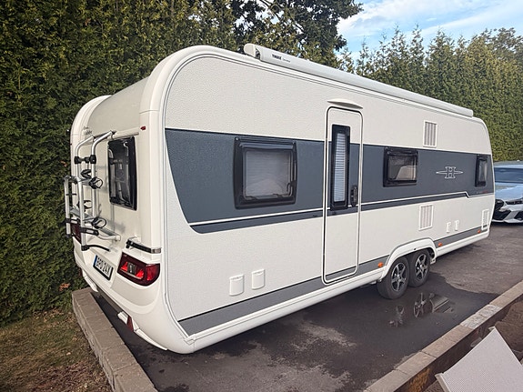 Hobby 650 KMFE med Mover 3 of 12