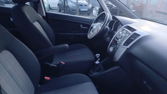 Kia Venga 8 of 10