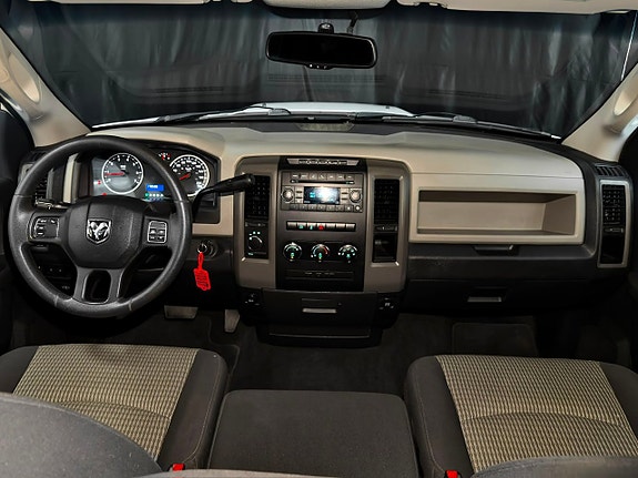 Dodge RAM 1500 22 of 30