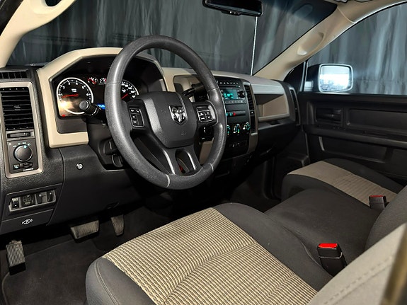 Dodge RAM 1500 21 of 30