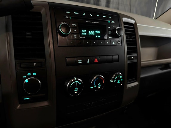 Dodge RAM 1500 25 of 30