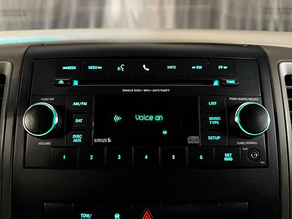 Dodge RAM 1500 27 of 30