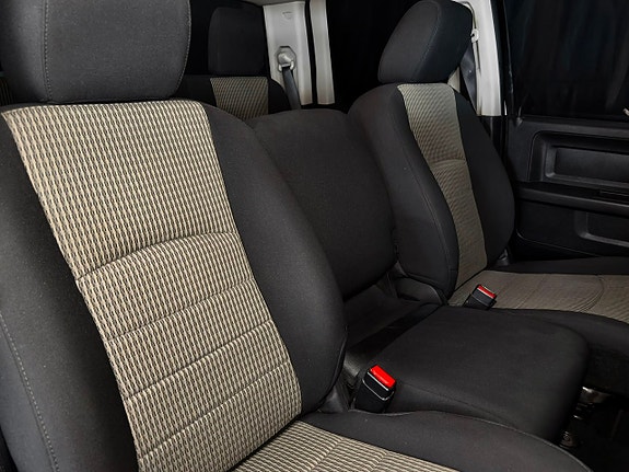 Dodge RAM 1500 30 of 30