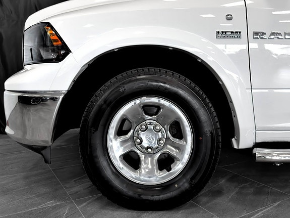 Dodge RAM 1500 10 of 30