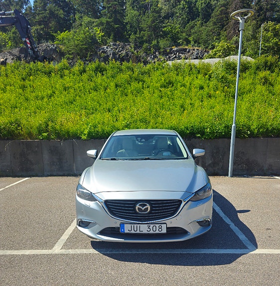 Mazda 6 2 of 8