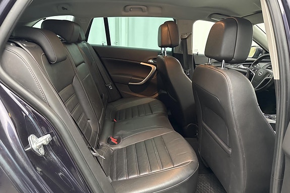 Opel Insignia 9 of 12