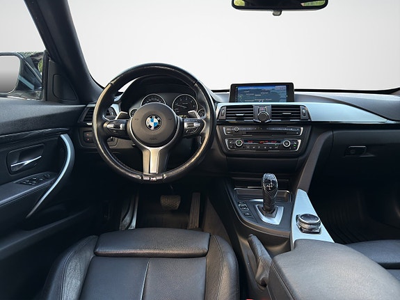 BMW 320d 15 of 30