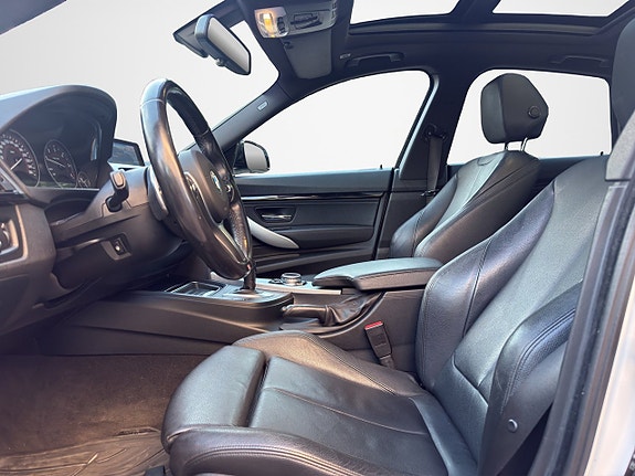 BMW 320d 14 of 30