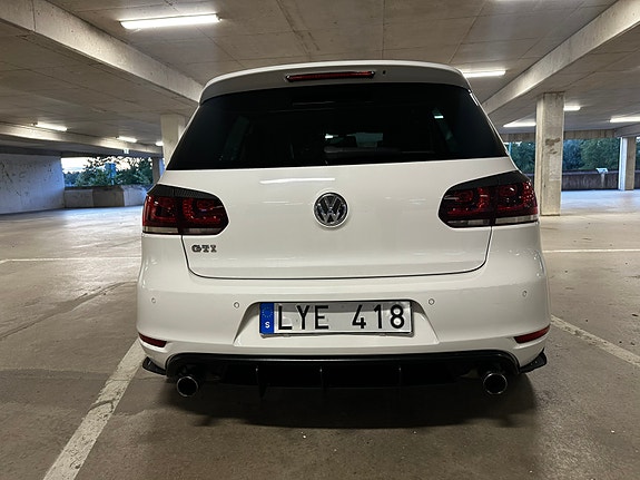Volkswagen Golf VI 6 of 15