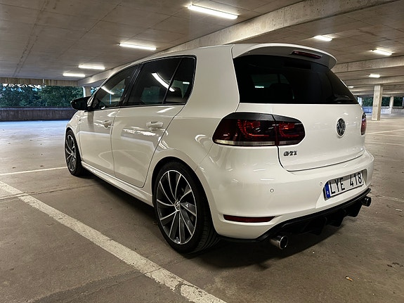 Volkswagen Golf VI 7 of 15