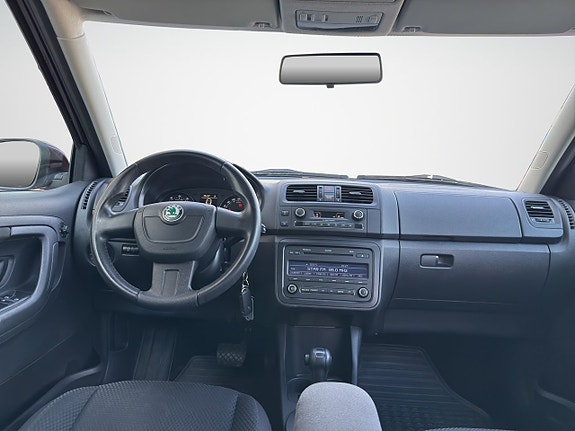 Skoda Fabia 11 of 28