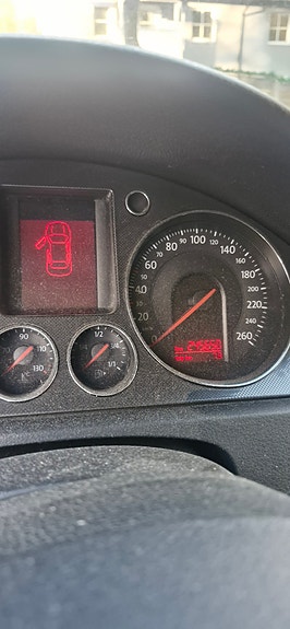 Volkswagen Passat 6 of 19