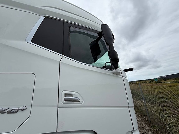 DAF XG+ 530 FTS 3 of 5
