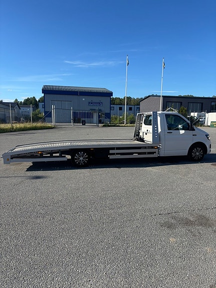 Volkswagen Transporter 14 of 19