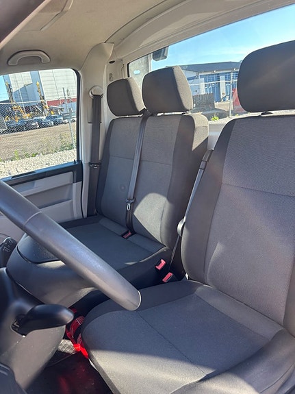 Volkswagen Transporter 6 of 19